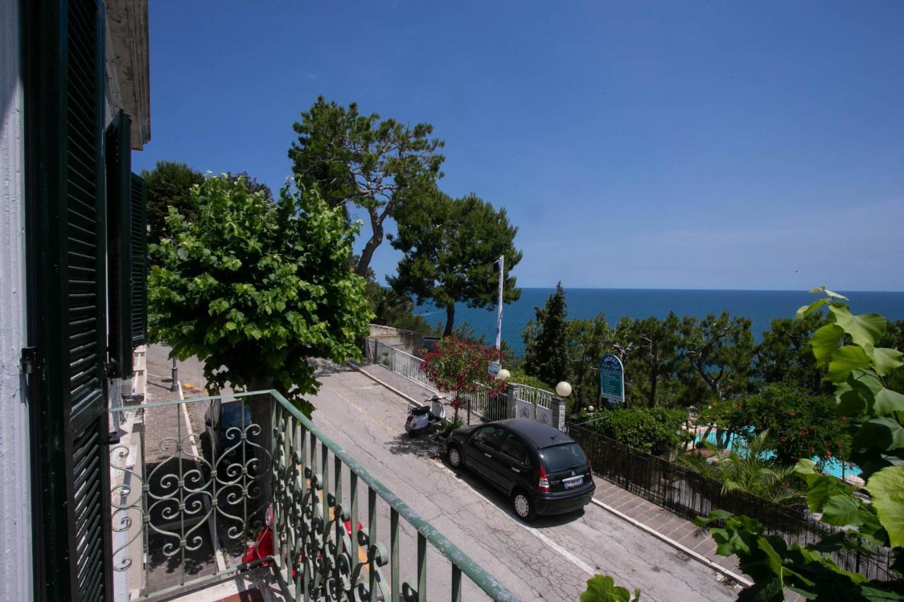 N237 - Numana, trilocale a 100 metri dal centro Apartment Exterior foto